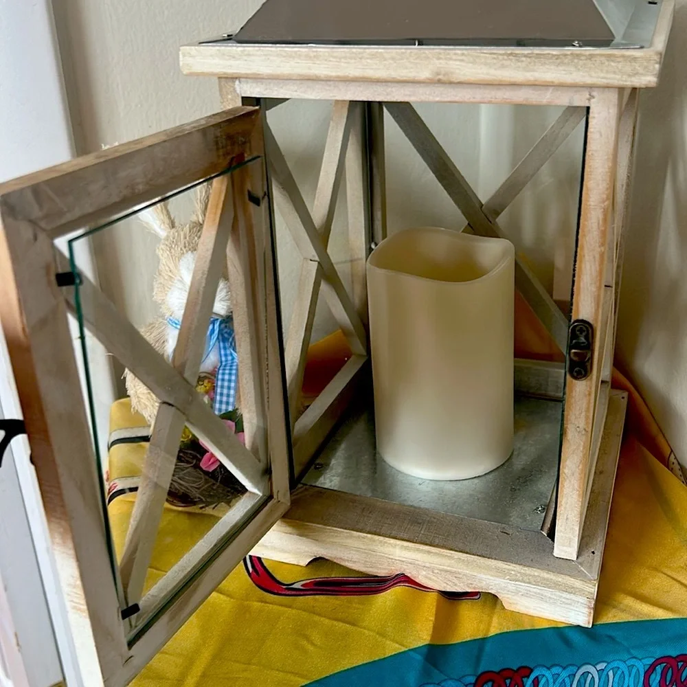 🔥Wooden Lantern Silver Top & Flameless Candle